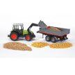 Bruder Claas Nectis 267F traktor s čelný nakladač s prívesom (02112)