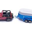 SIKU Jeep s prívesom na prepravu koní a s 1 koňom - 1651 (39364)