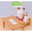 Sylvanian Families Nábytek jídelní stůl se židlemi - KP HRAČKA