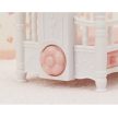 Sylvanian Families Postýlka pro trojčata s otočným kolotočem - KP HRAČKA